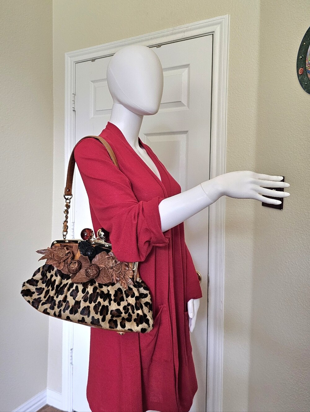 Sharif Leopard Print with Kisslock Handbag